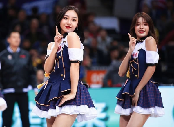 2026年1月10日 NBA常规赛 雄鹿vs湖人 录像回放高清